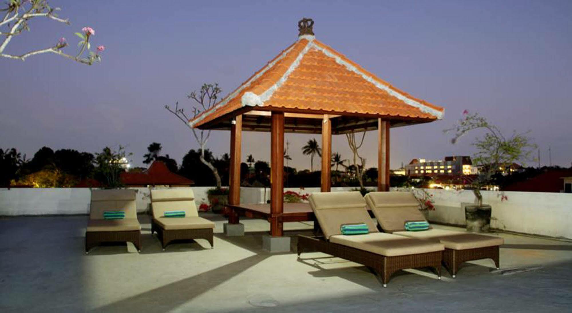 Sus Beach Cottages 1 Bali Exterior photo